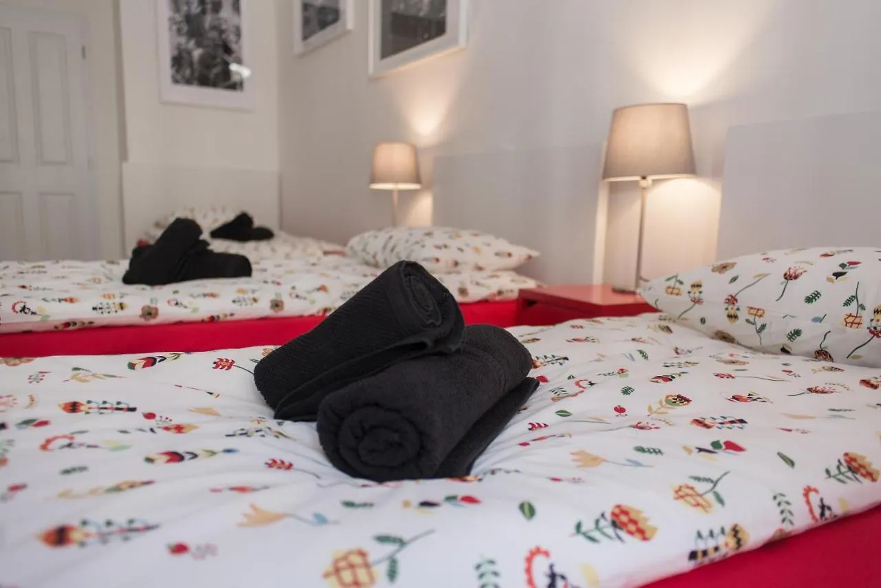 Apartment Florenc With 3-Bathrooms & Bedrooms Prague